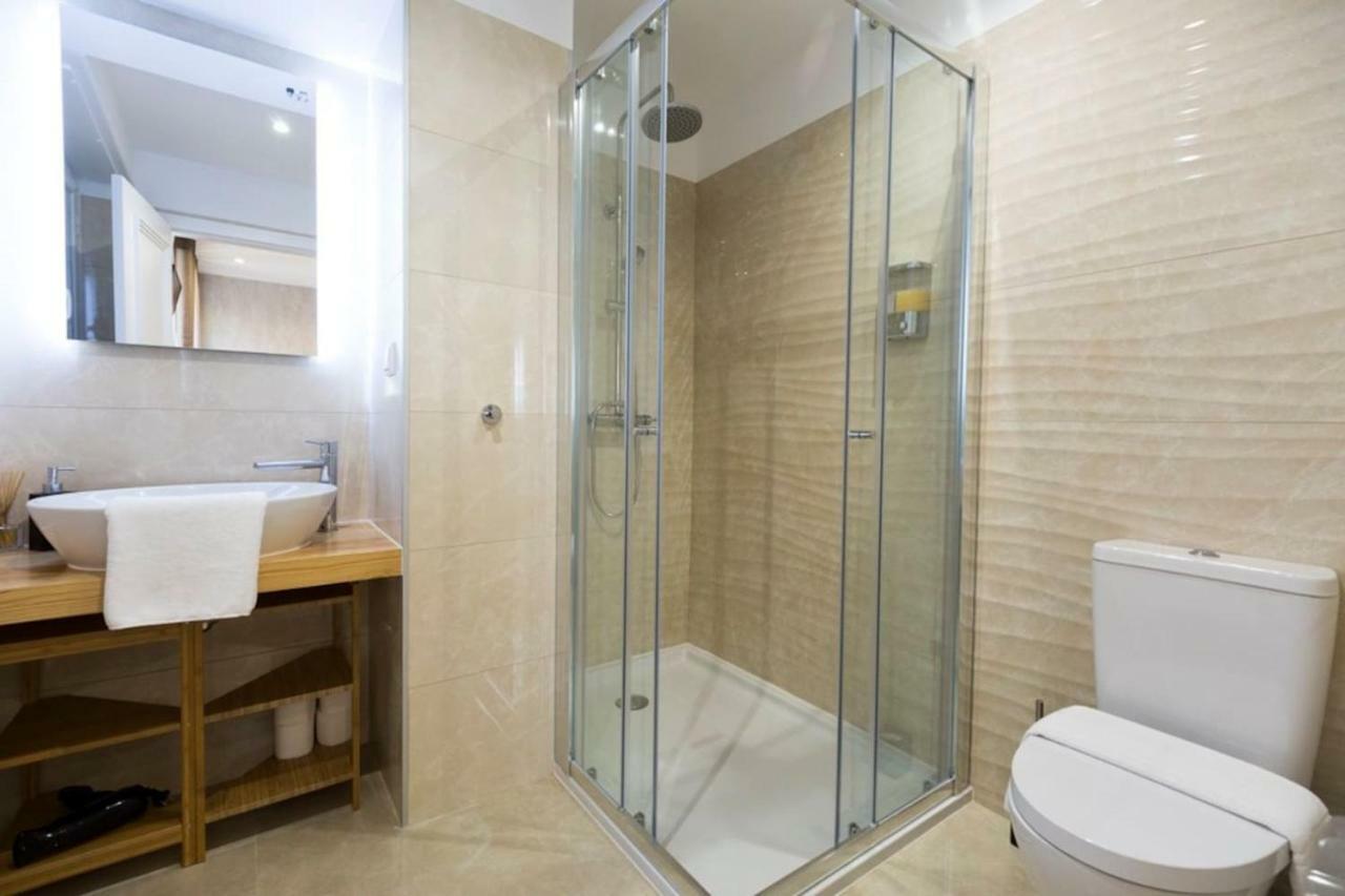 Ola Lisbon - Luxury Graca I Apartment Bagian luar foto